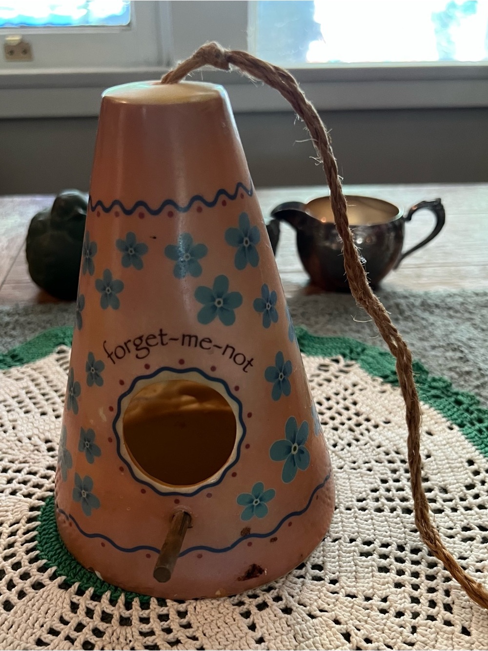 Hand-Painted 'Forget-Me-Not' Hummingbird Birdhouse - Blue Flowers H 6.5”